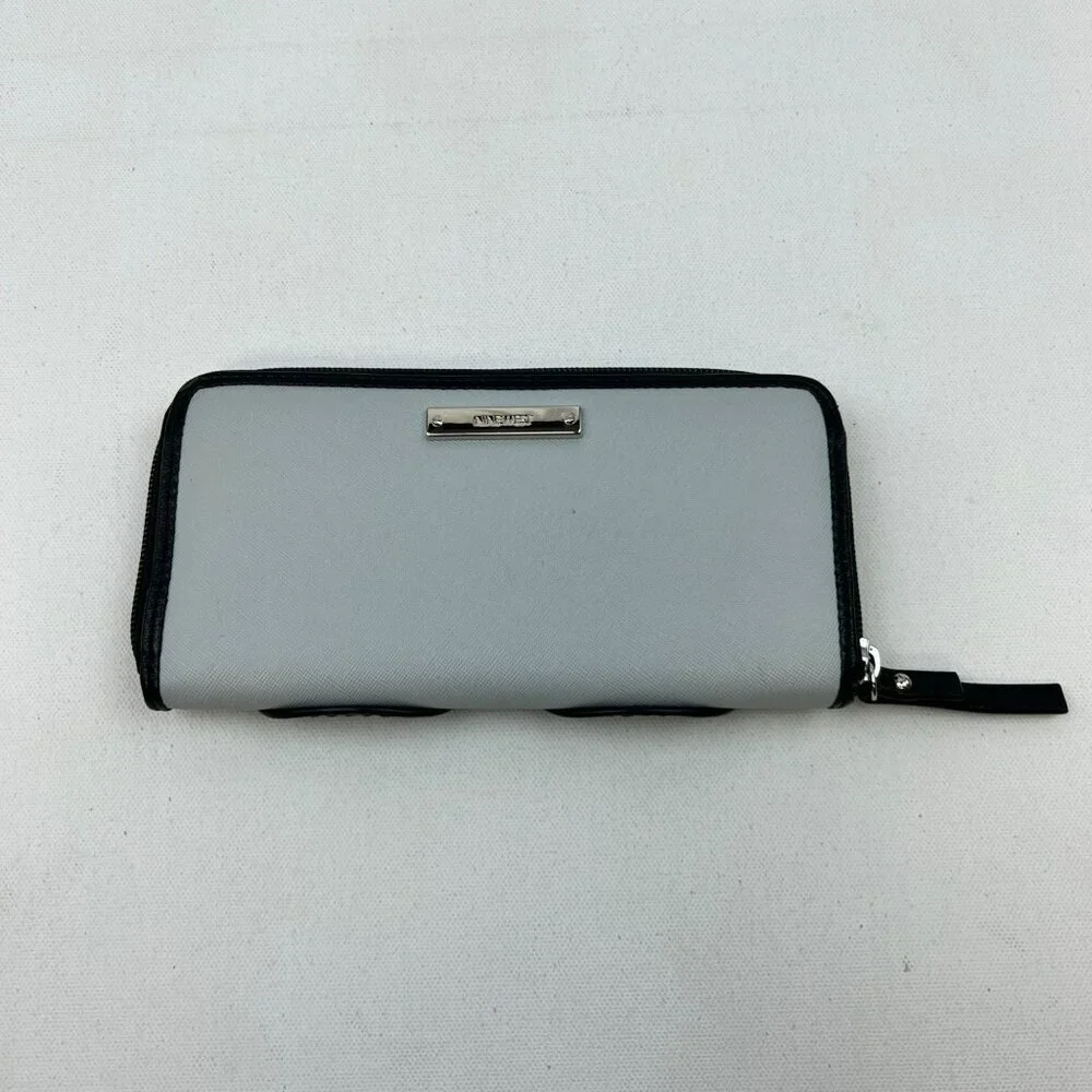 Nine West Organizer Wallet Silver/Black/White Zip